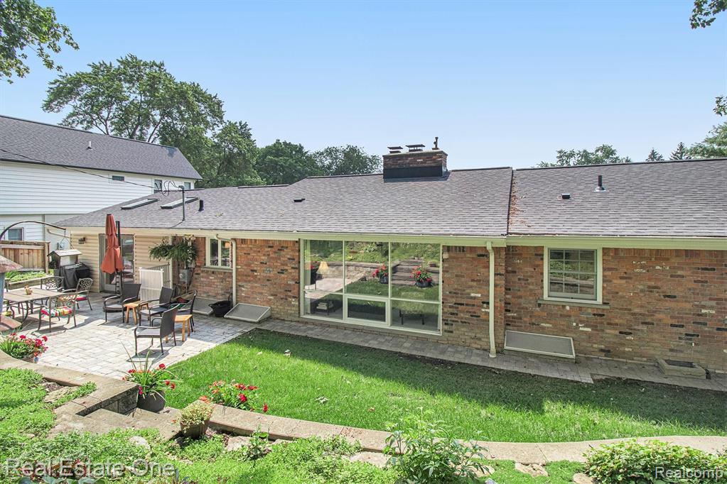 213 Charles Road Rochester, MI 48307 - Photo 29 of 35