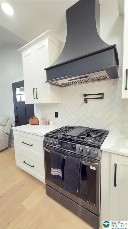 1425 Howertown Road, Unit B Catasauqua, PA 18032 - Photo 9 of 30 a stove top oven sitting inside of a kitchen