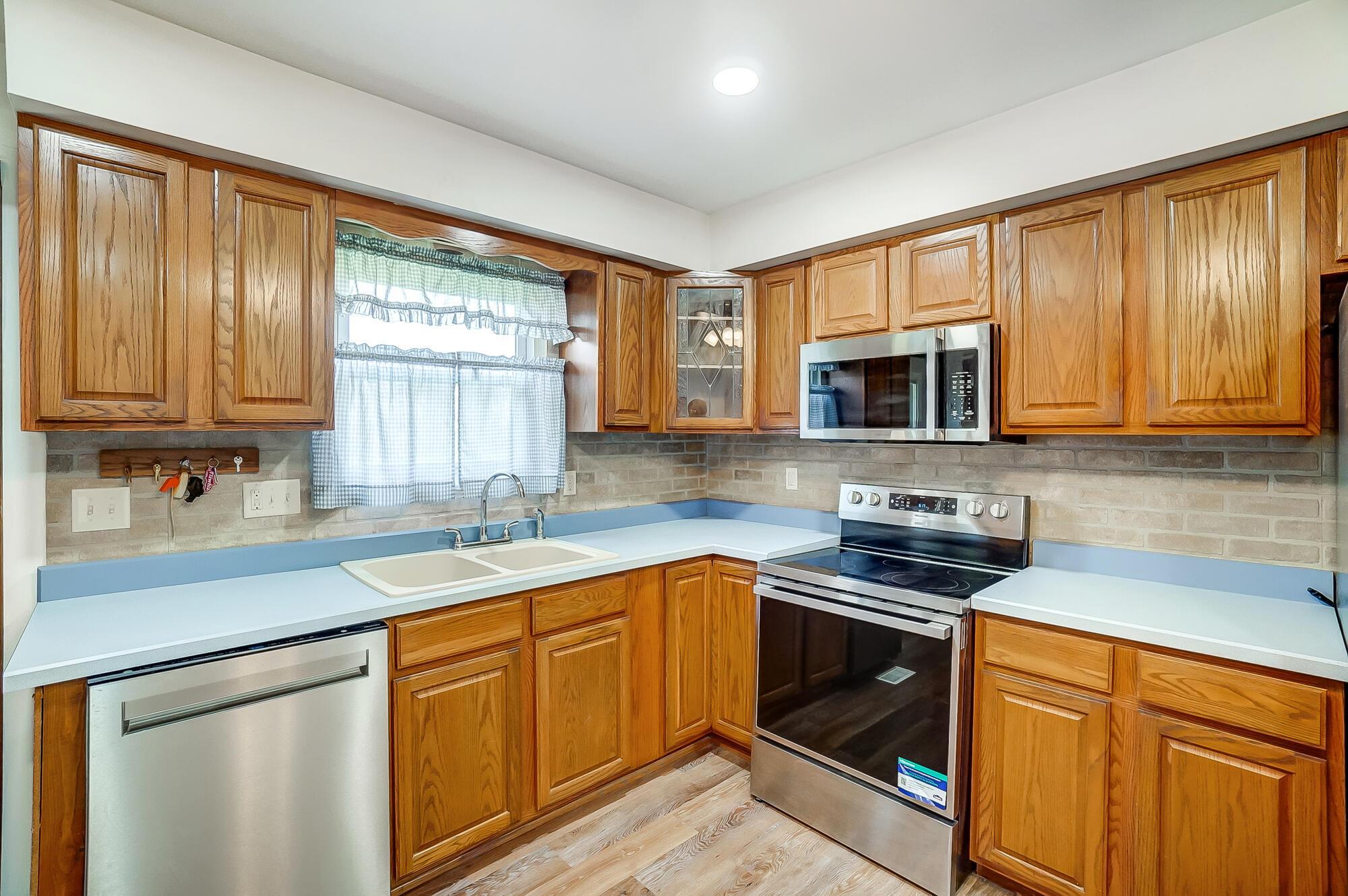 4645 Willow Dale Road Springfield, OH 45502 - Photo 12 of 55 012