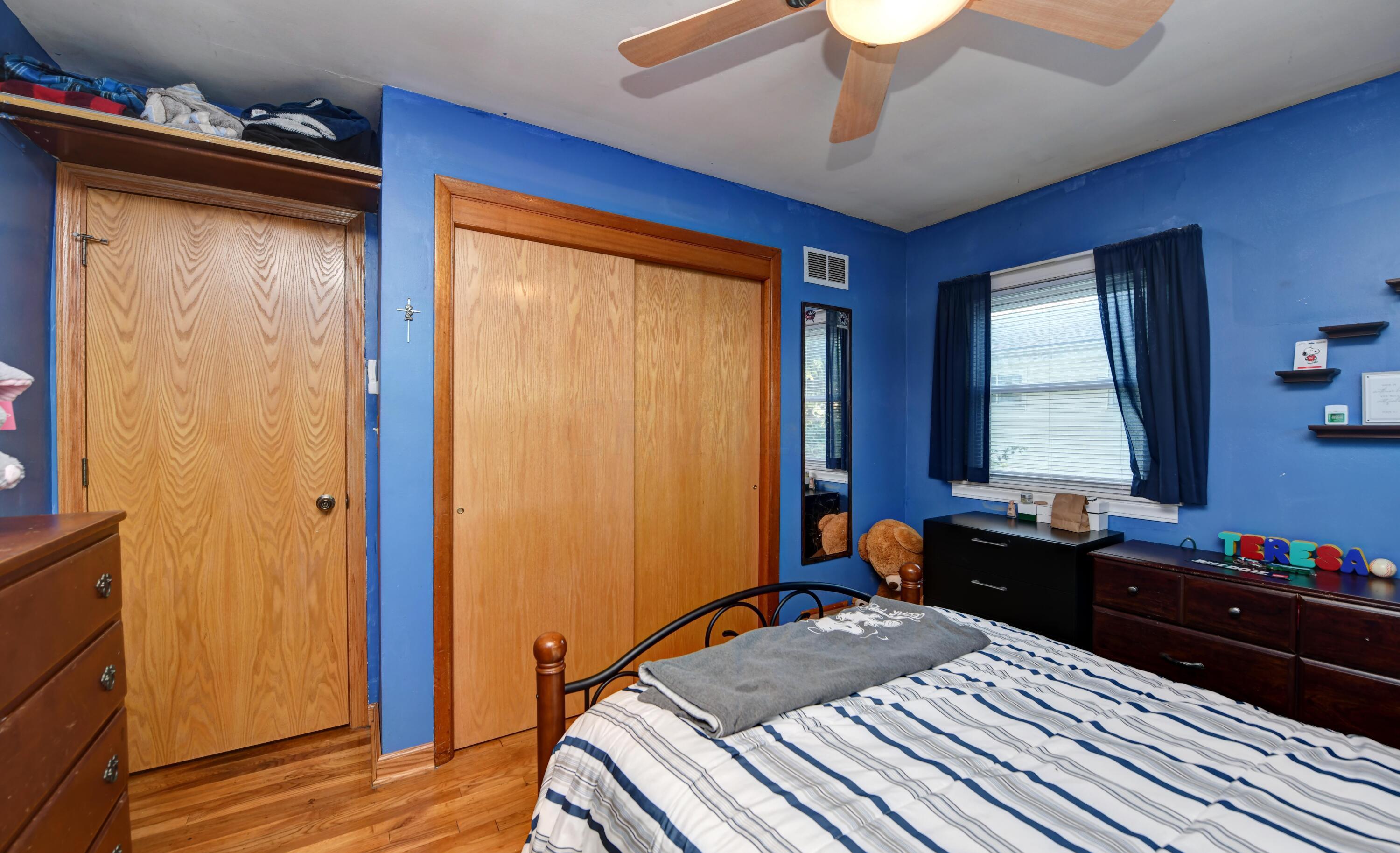 681 Roth Avenue Columbus, OH 43228 - Photo 10 of 27 Bedroom (2)