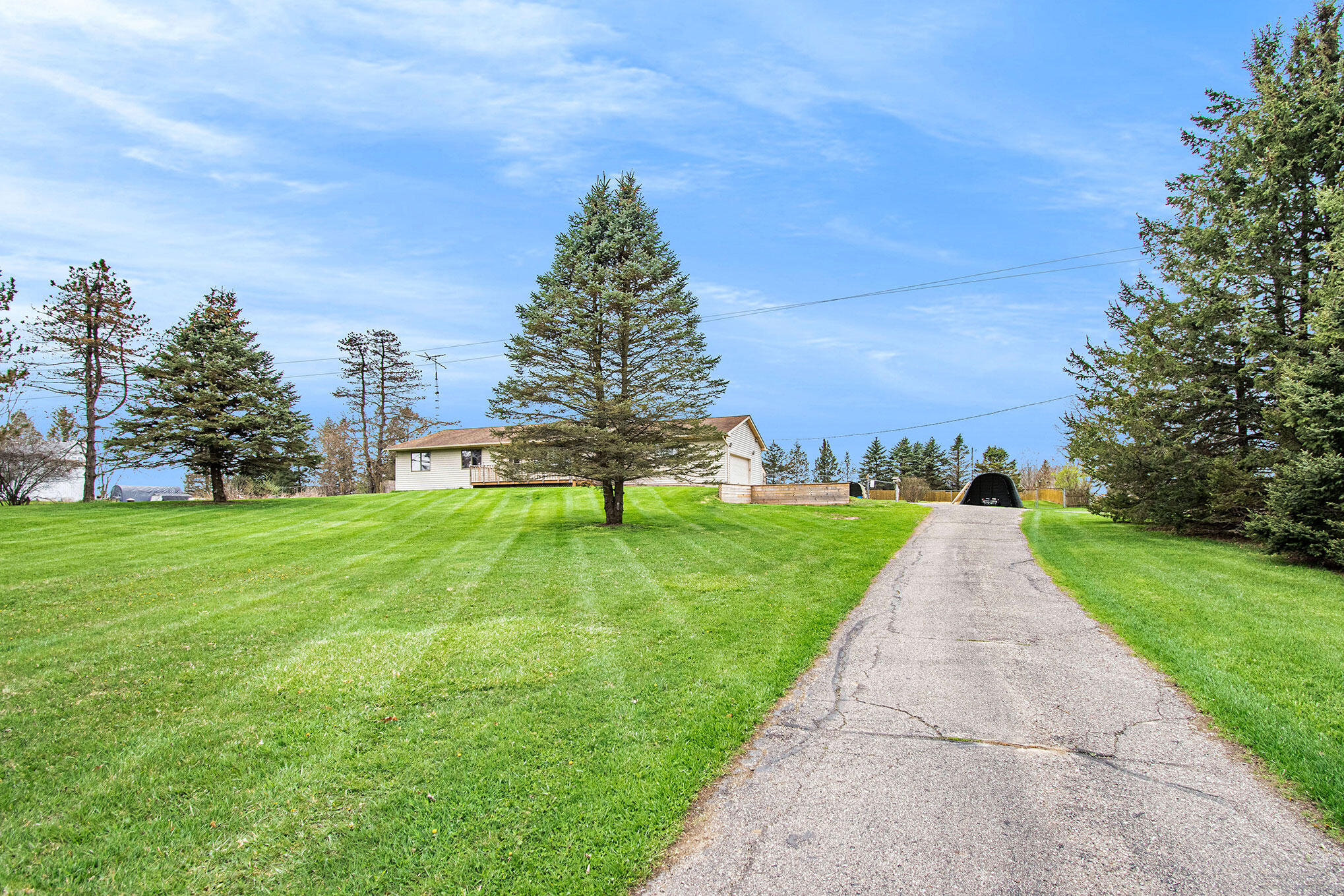 4100 Norvell Road Grass Lake, MI 49240 - Photo 3 of 40 3