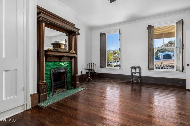 $2,300 | 120 South Cherokee Street, Unit 1, Jonesborough, TN 37659