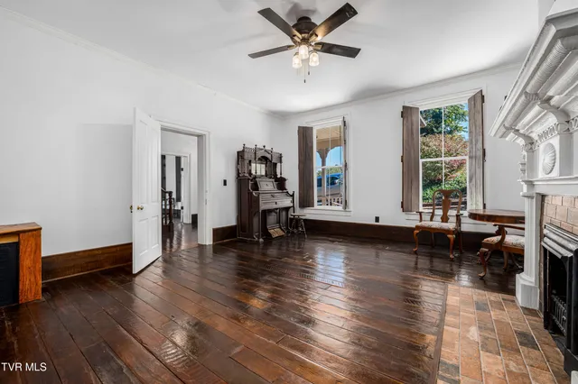 $2,300 | 120 South Cherokee Street, Unit 1, Jonesborough, TN 37659