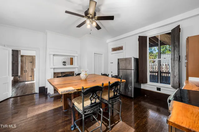 $2,300 | 120 South Cherokee Street, Unit 1, Jonesborough, TN 37659