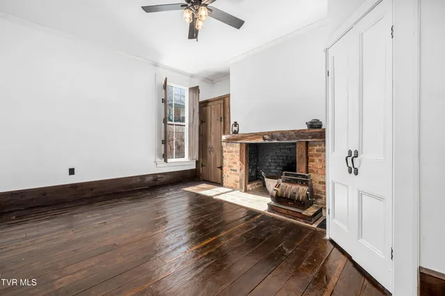 $2,300 | 120 South Cherokee Street, Unit 1, Jonesborough, TN 37659