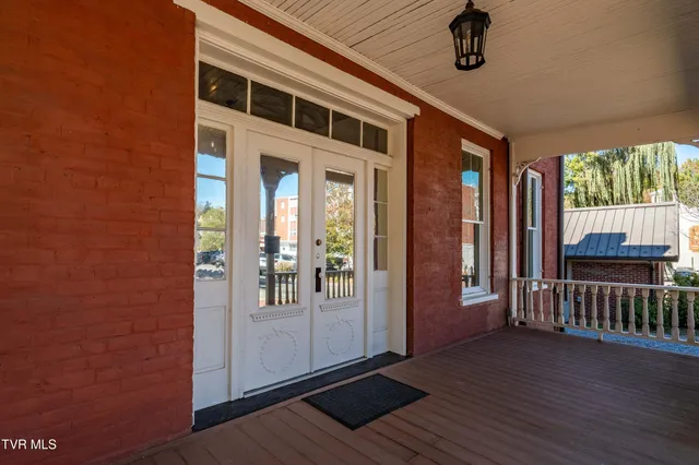 $2,300 | 120 South Cherokee Street, Unit 1, Jonesborough, TN 37659