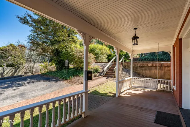 $2,300 | 120 South Cherokee Street, Unit 1, Jonesborough, TN 37659