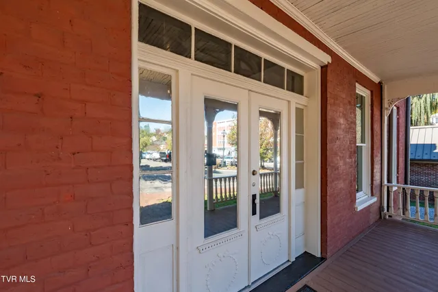 $2,300 | 120 South Cherokee Street, Unit 1, Jonesborough, TN 37659