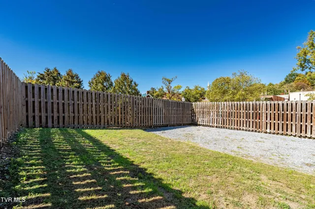 $2,300 | 120 South Cherokee Street, Unit 1, Jonesborough, TN 37659