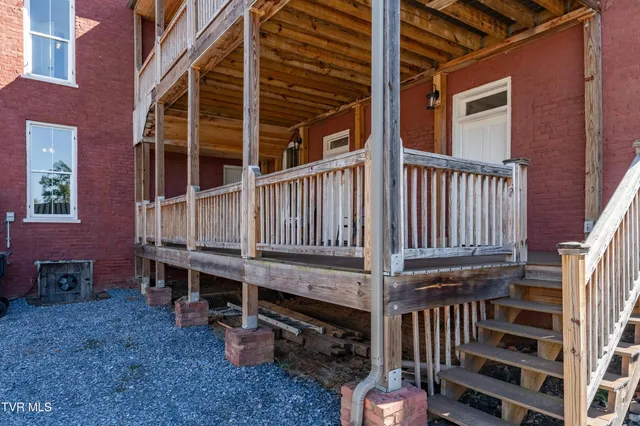 $2,300 | 120 South Cherokee Street, Unit 1, Jonesborough, TN 37659