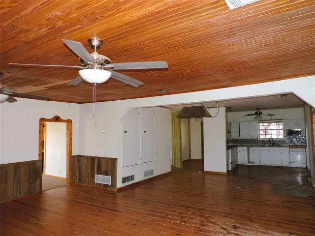 $299,000 | 550 Chaparral Drive, Brownwood, TX 76801