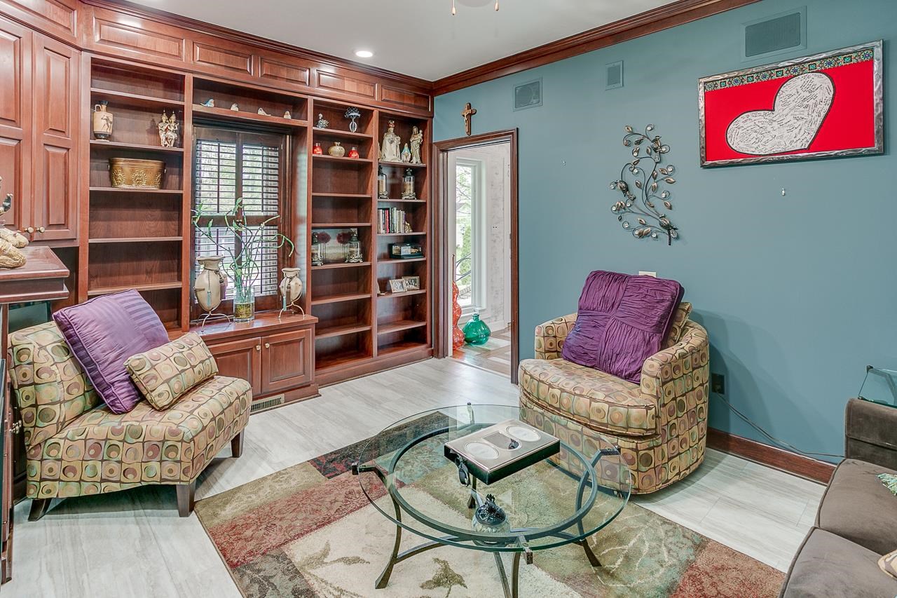 10427 Pine Mills Road Fort Wayne, IN 46845 - Photo 22 of 36 Gallery Image 22
