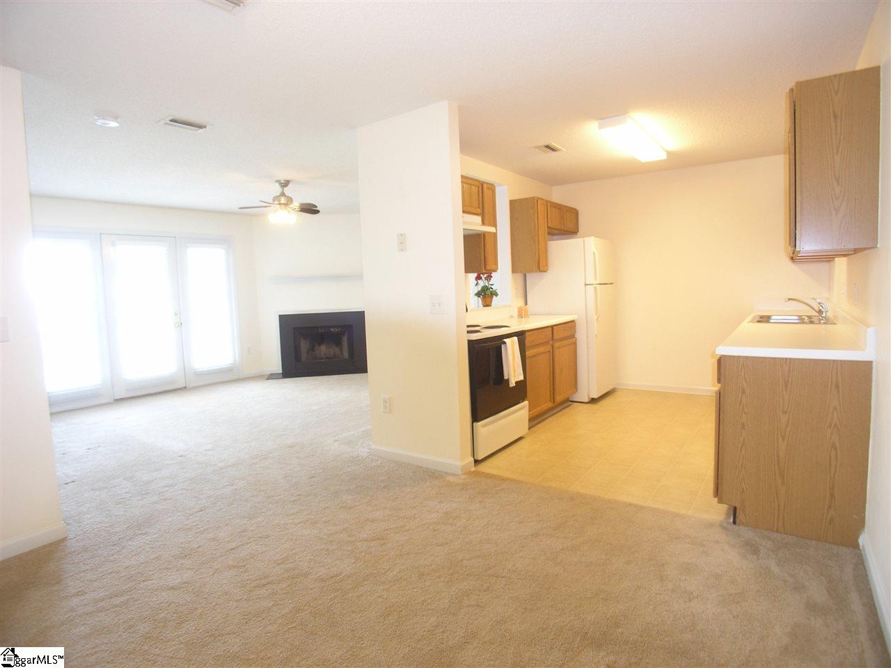 604 Pelham Square Way Greer, SC 29650 - Photo 2 of 10 Gallery Image 2