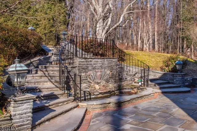$1,995,000 | 5 Rocky Way, West Orange, NJ 07052