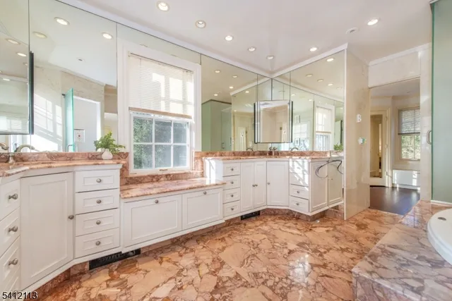 $1,995,000 | 5 Rocky Way, West Orange, NJ 07052