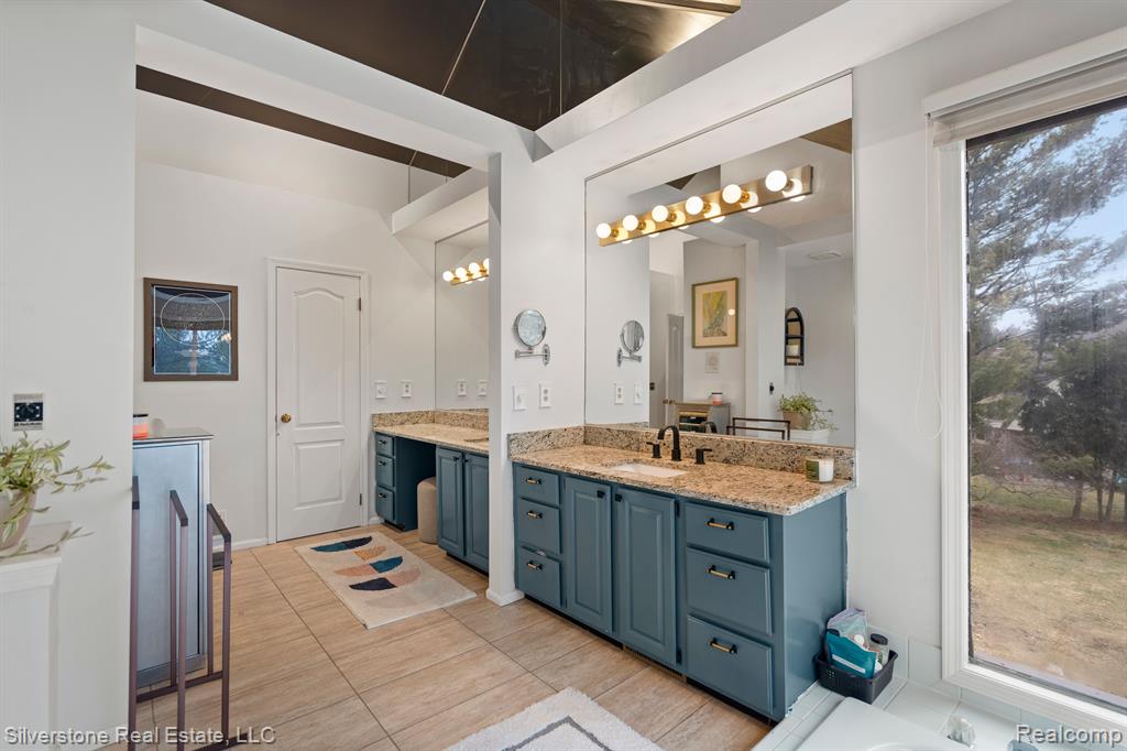 695 Peach Tree Lane Rochester Hills, MI 48306 - Photo 24 of 40