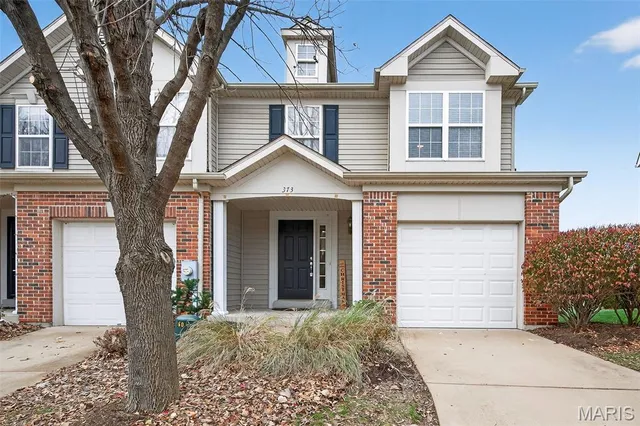 $2,150 | 373 Montclair Tower Drive, St. Charles, MO 63303