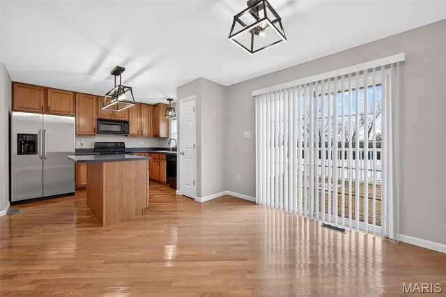 $2,150 | 373 Montclair Tower Drive, St. Charles, MO 63303