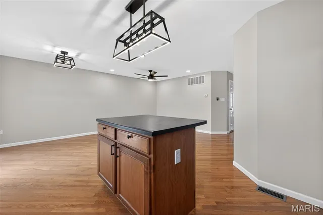 $2,150 | 373 Montclair Tower Drive, St. Charles, MO 63303