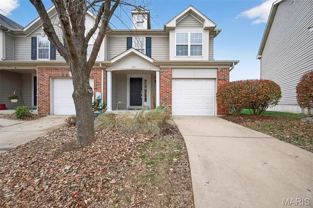 $2,150 | 373 Montclair Tower Drive, St. Charles, MO 63303