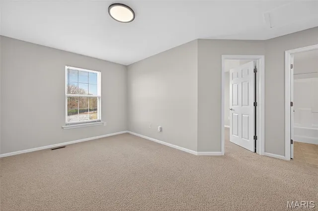 $2,150 | 373 Montclair Tower Drive, St. Charles, MO 63303