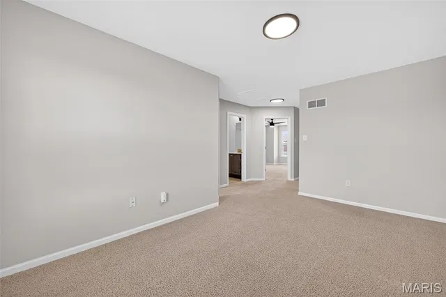 $2,150 | 373 Montclair Tower Drive, St. Charles, MO 63303