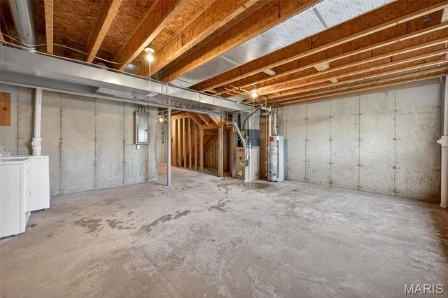 $2,150 | 373 Montclair Tower Drive, St. Charles, MO 63303