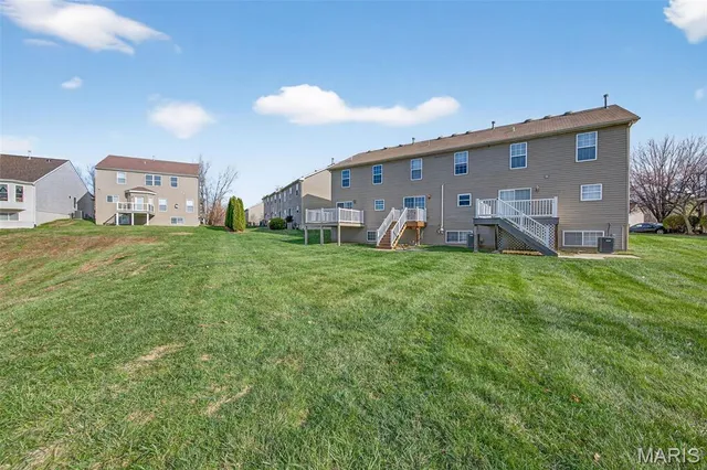 $2,150 | 373 Montclair Tower Drive, St. Charles, MO 63303