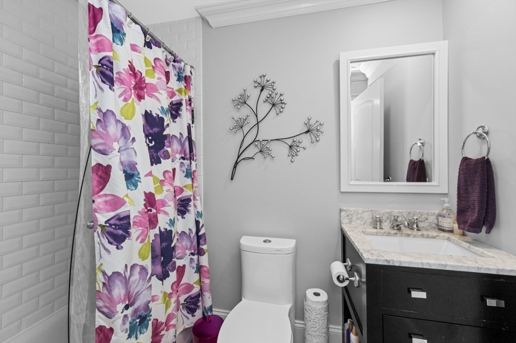 456 Chestnut Street Needham, MA 02492 - Photo 24 of 37