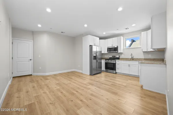 $2,400 | 207 Main Street, Unit D, Toms River, NJ 08753