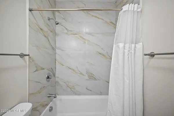 $2,400 | 207 Main Street, Unit D, Toms River, NJ 08753