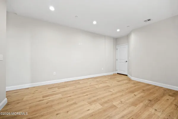 $2,400 | 207 Main Street, Unit D, Toms River, NJ 08753