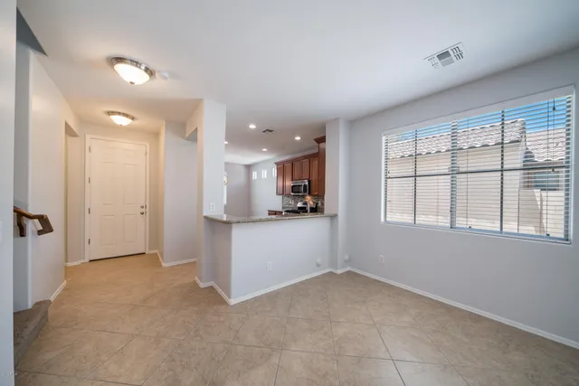 $2,250 | 1774 West Pelican Drive, Chandler, AZ 85286