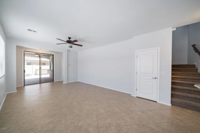 $2,250 | 1774 West Pelican Drive, Chandler, AZ 85286