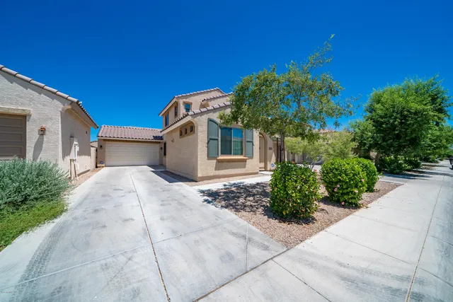 $2,250 | 1774 West Pelican Drive, Chandler, AZ 85286