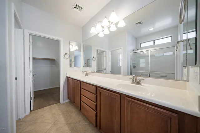 $2,250 | 1774 West Pelican Drive, Chandler, AZ 85286