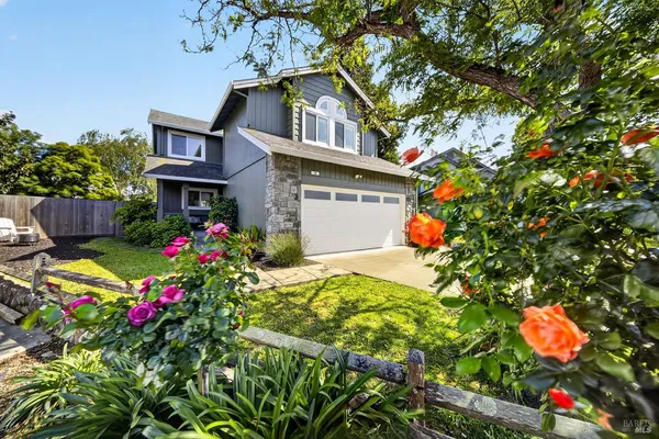 $949,000 | 26 Jason Court, Petaluma, CA 94954