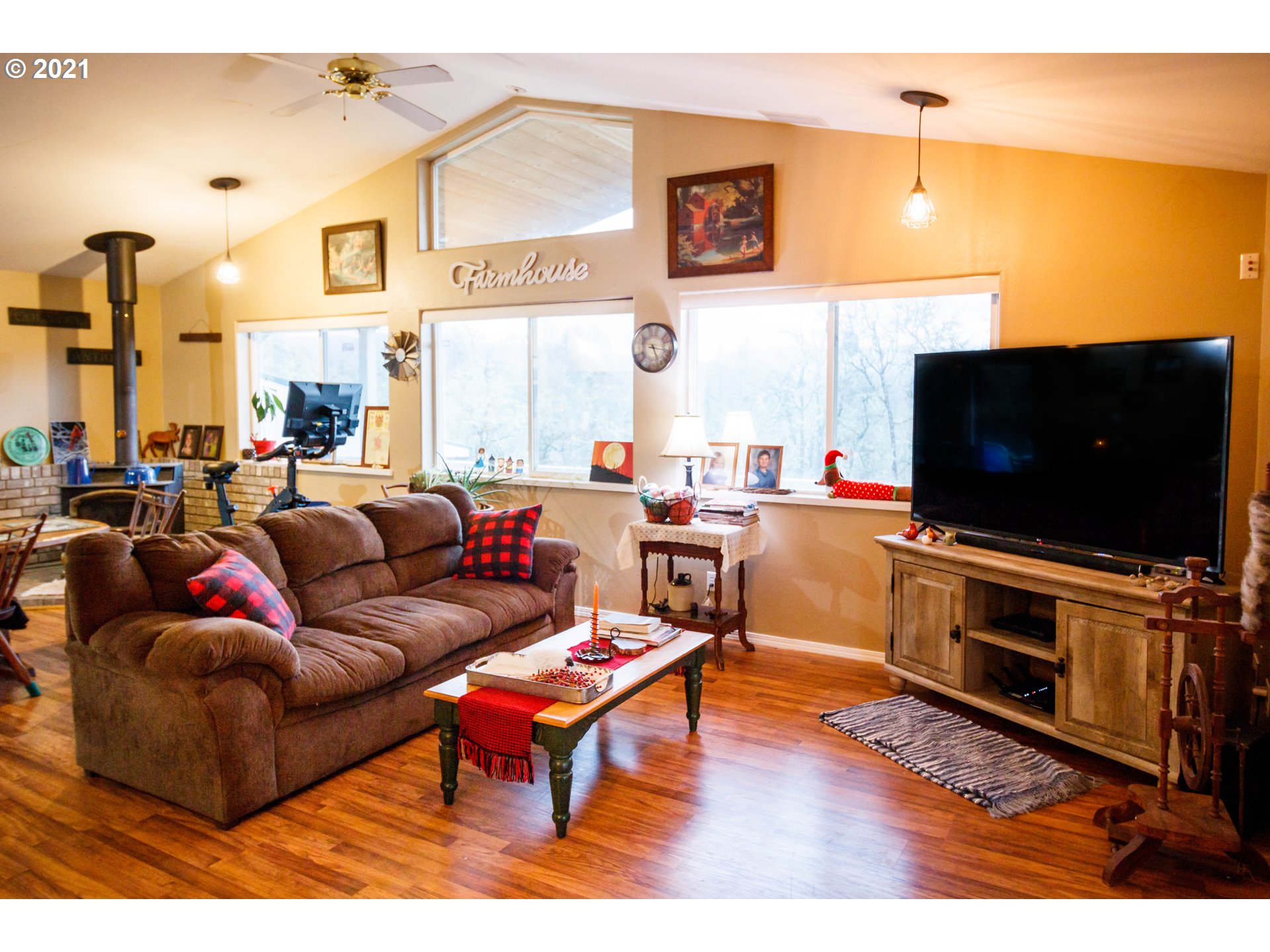 783 Fir Vista Road Sutherlin, OR 97479 - Photo 8 of 32