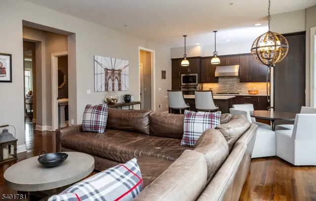 $1,399,999 | 6 Howland Terrace, Morristown, NJ 07960