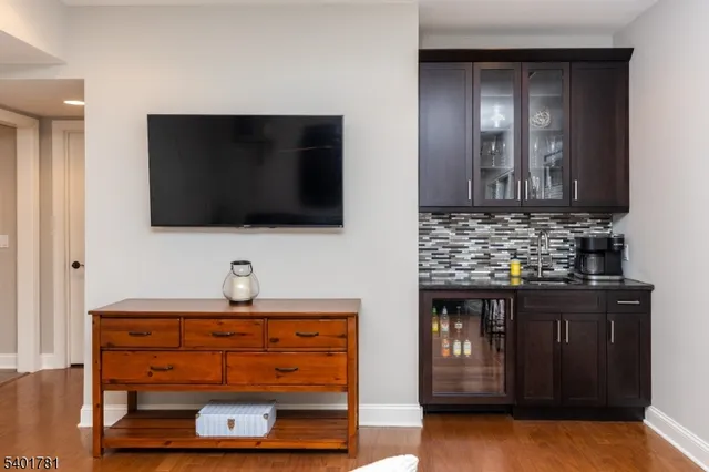 $1,399,999 | 6 Howland Terrace, Morristown, NJ 07960