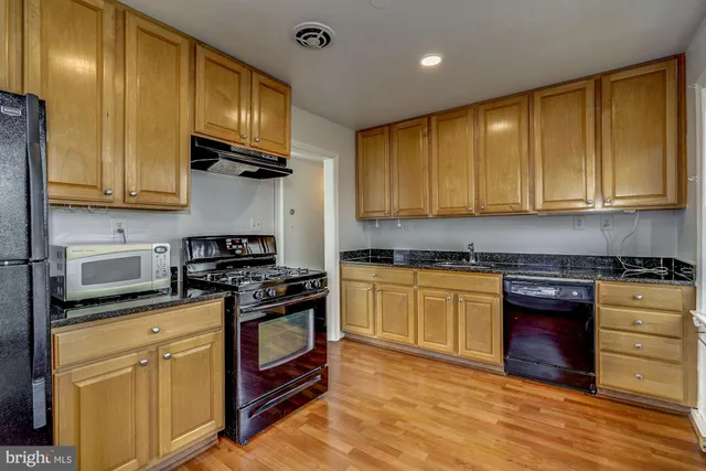 $1,299,900 | 2601 Washington Boulevard, Arlington, VA 22201