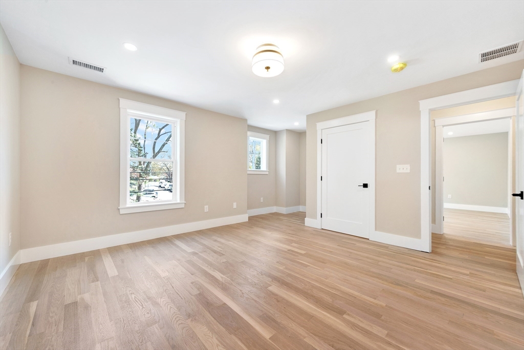 354 Ridge Street Arlington, MA 02474 - Photo 23 of 42 Gallery Image 23