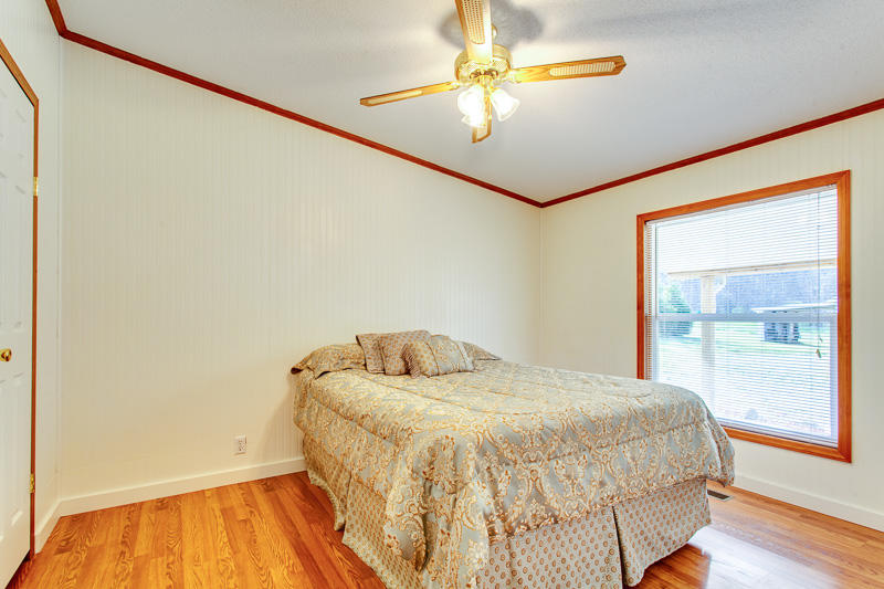 438 Old Dutch Valley Road Clinton, TN 37716 - Photo 22 of 40 028190403-5-438OldDutchValleyRdClintonTN