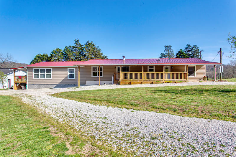 438 Old Dutch Valley Road Clinton, TN 37716 - Photo 6 of 40 007190403-5-438OldDutchValleyRdClintonTN