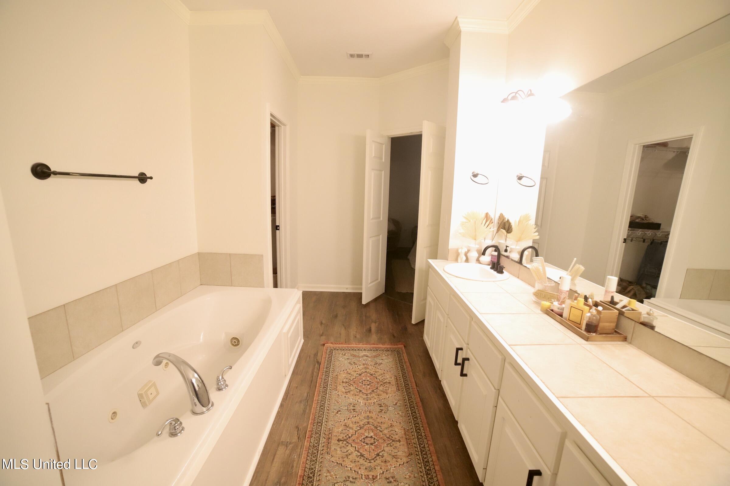 120 Lennox Place Brandon, MS 39042 - Photo 14 of 17 Master Bathroom 2