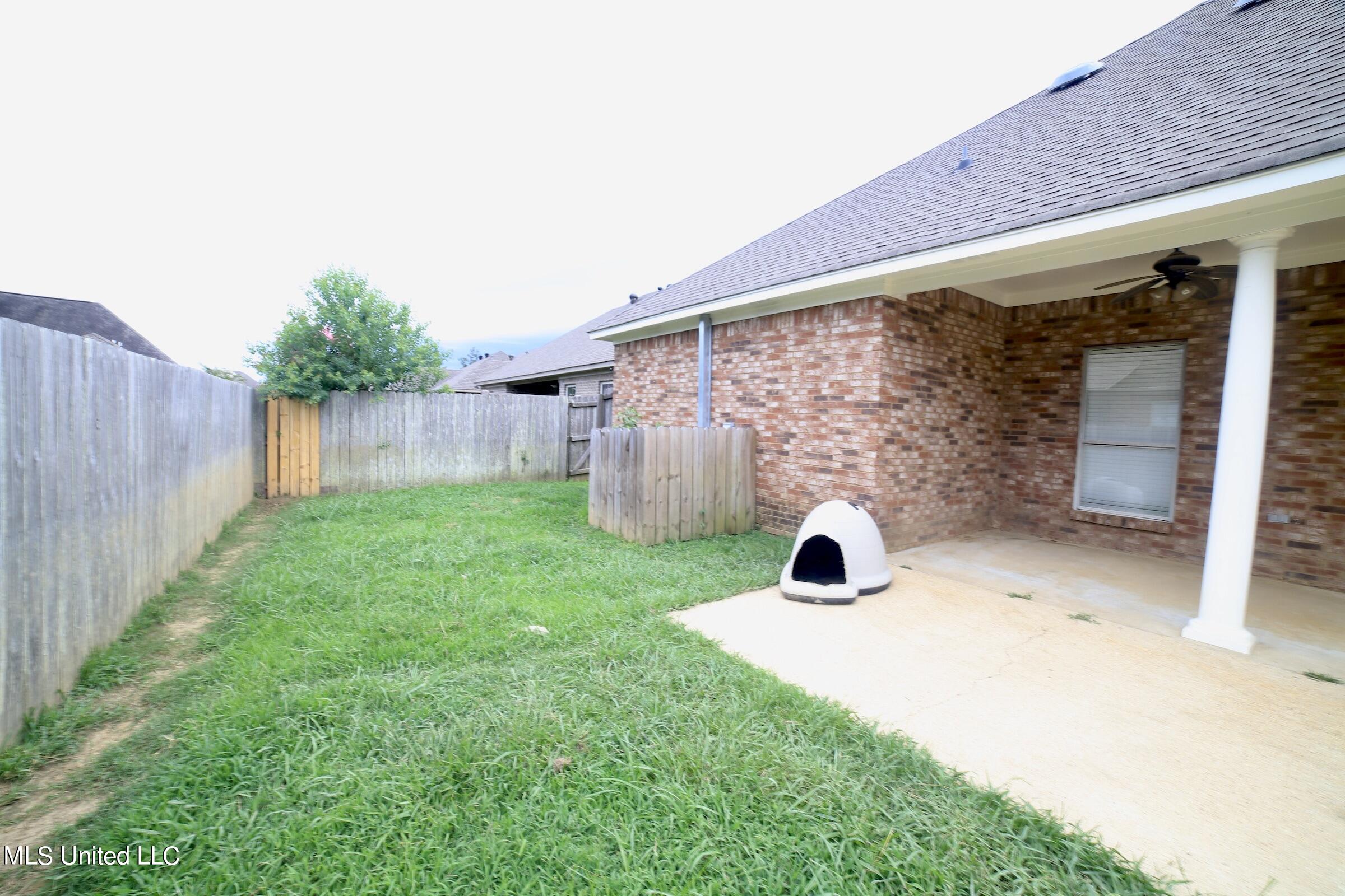 120 Lennox Place Brandon, MS 39042 - Photo 16 of 17 Back