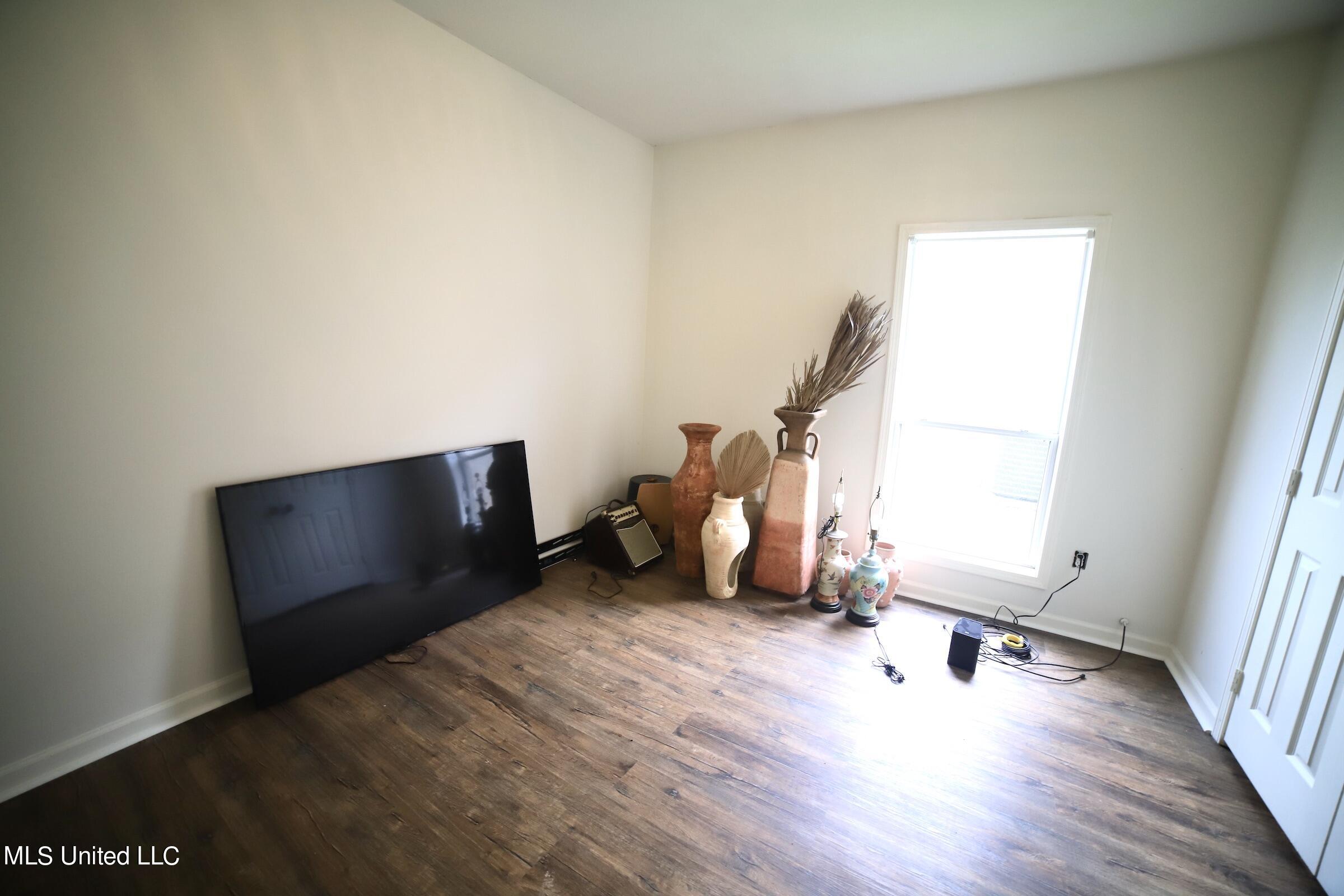 120 Lennox Place Brandon, MS 39042 - Photo 9 of 17 Spare Bedroom 2