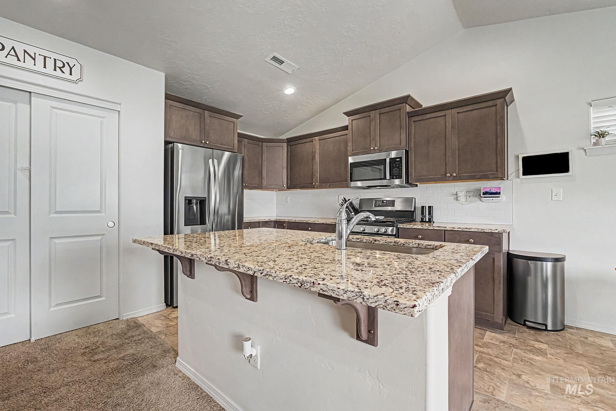 4616 Kalispell Way Caldwell, ID 83607 - Photo 3 of 48
