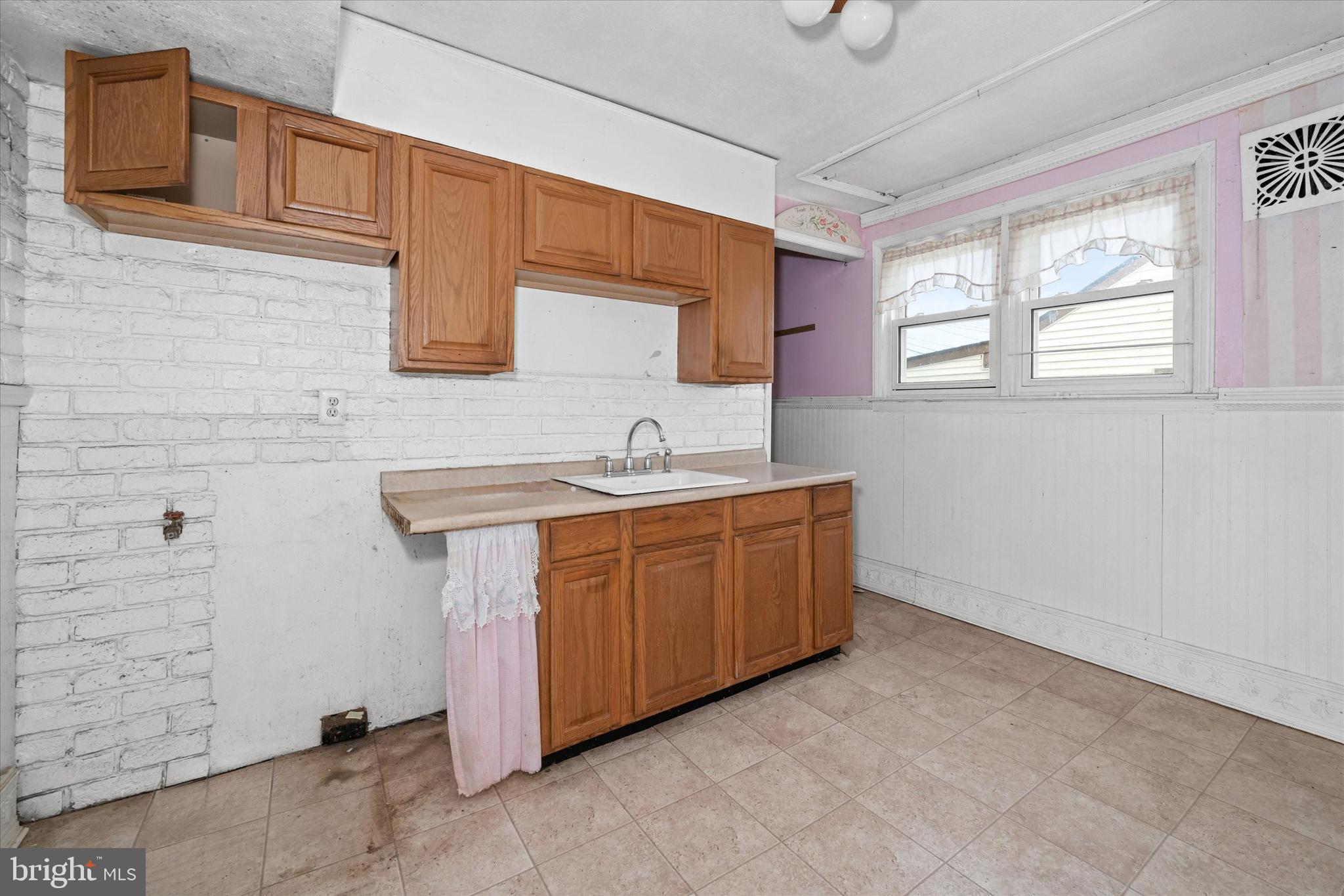 17 Richard Road New Castle, DE 19720 - Photo 8 of 22 Gallery Image 8