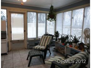 2107 North River Road Marion, IN 46952 - Photo 12 of 24 Gallery Image 12